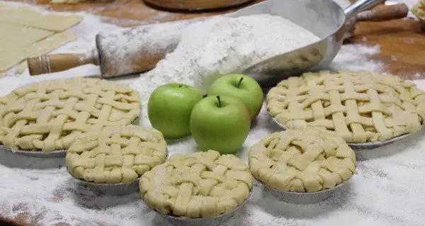 KitchenDance 5" Disposable Colored 8 oz. Individual Size Foil Tart /Pie Pan Case of 2000 - #501NL KitchenDance