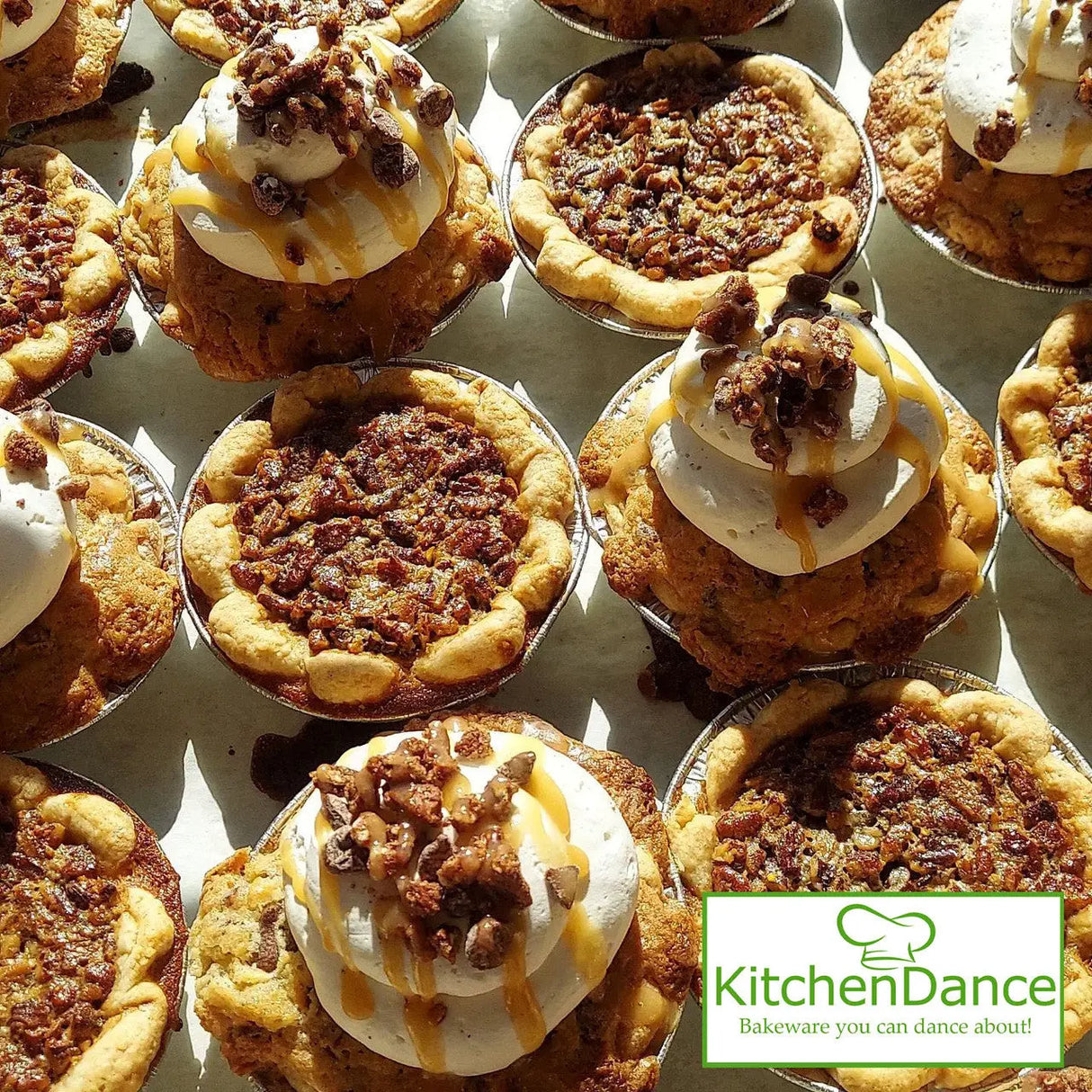 4" Disposable Foil Tart or Pie Pan - Case of 2000  #1152NL KitchenDance