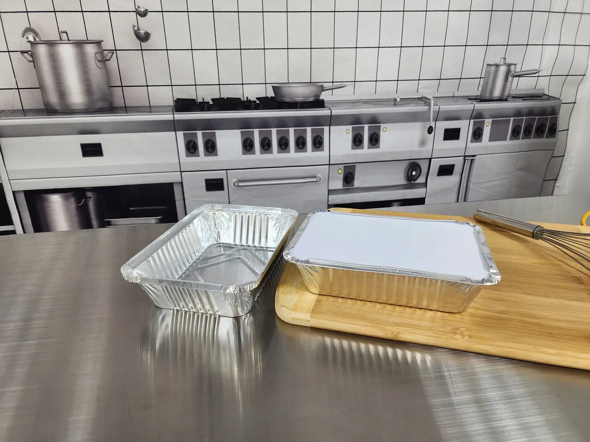 2¼ lb. Heavy Foil Carryout Pan with Board Lid - Case of 500  #6421L KitchenDance