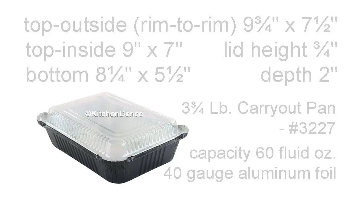 3.75 lb. Colored Carryout Foil Pan with Plastic Lid - Case of 500 - #3227P KitchenDance