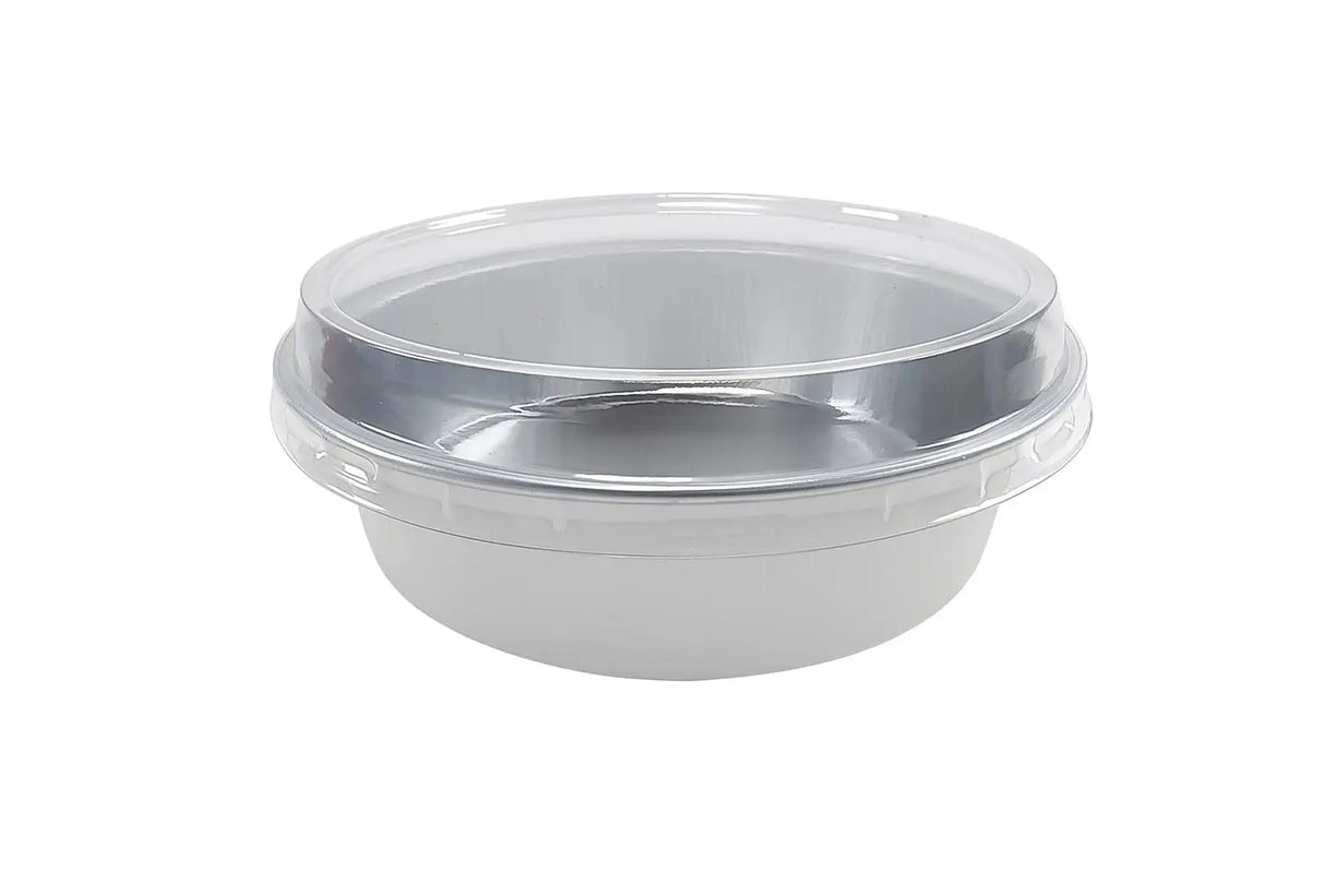 8 oz. Smoothwall Colored Disposable Foil Pan with Snap-on Plastic Lid - Case of 1000 - #A42P KitchenDance