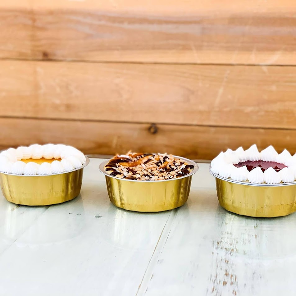 8 oz. Round Disposable Aluminum Foil Colored Dessert Pan - Case of 1000- #A8NL