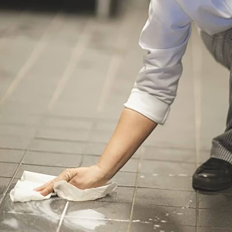 Tork 2 Ply Perforated White Roll Towel - Case of 30 - #HB1990A