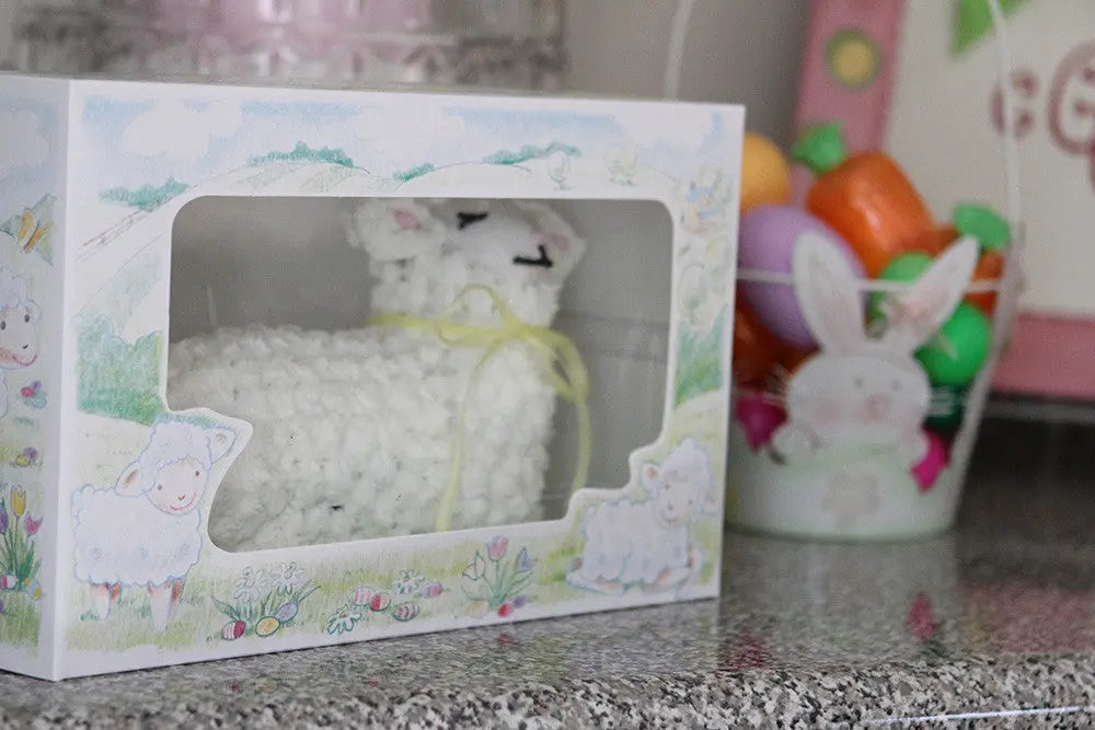 Southern Champion 8 x 12 x 5" Semi Automatic Easter Lamb Window Bakery Boxes - Case of 100 - #2493 Southern Champion