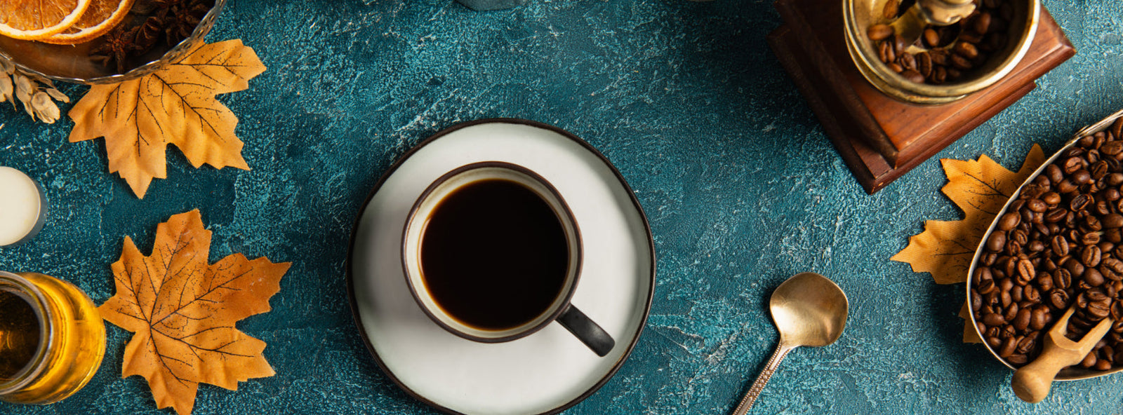 10 Cozy & Refreshing Drinks to Warm (or Cool) Up Your November Days