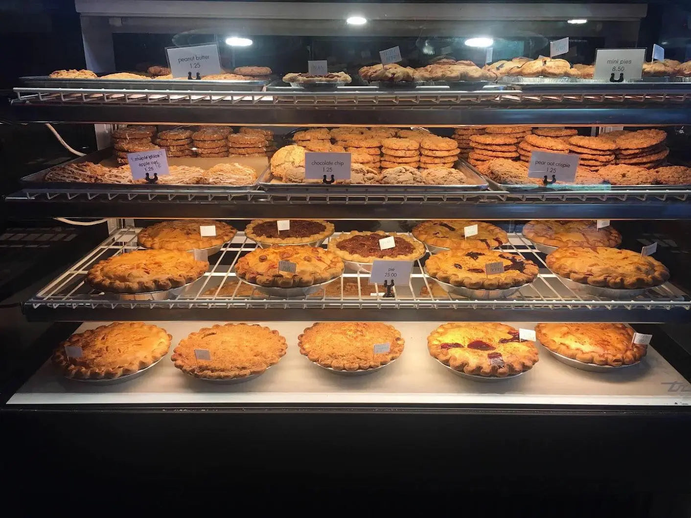 The-Secret-Ingredient-for-Perfect-Crusts-Why-Pie-Shop-Owners-Swear-by-Foil-Pans-for-Pies Wholesale Foil Pans