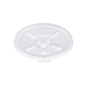 Dart 12-24 oz. Translucent HIPS Plastic Straw-Slotted Lid with Lift n’ Lock – Case of 1000 - #16FTLS Dart Container