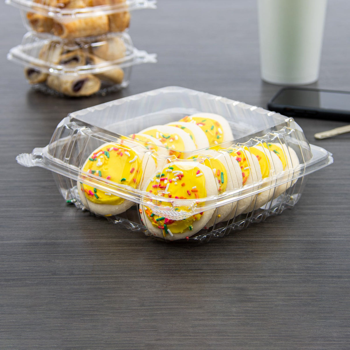 8" Medium Clear Hinged Plastic Container - Case of 250 - #PET90PST1 Dart Container