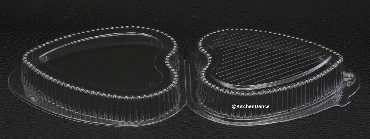 Heart Shaped Plastic Clamshell Container -  Case of 150 - #CPC99