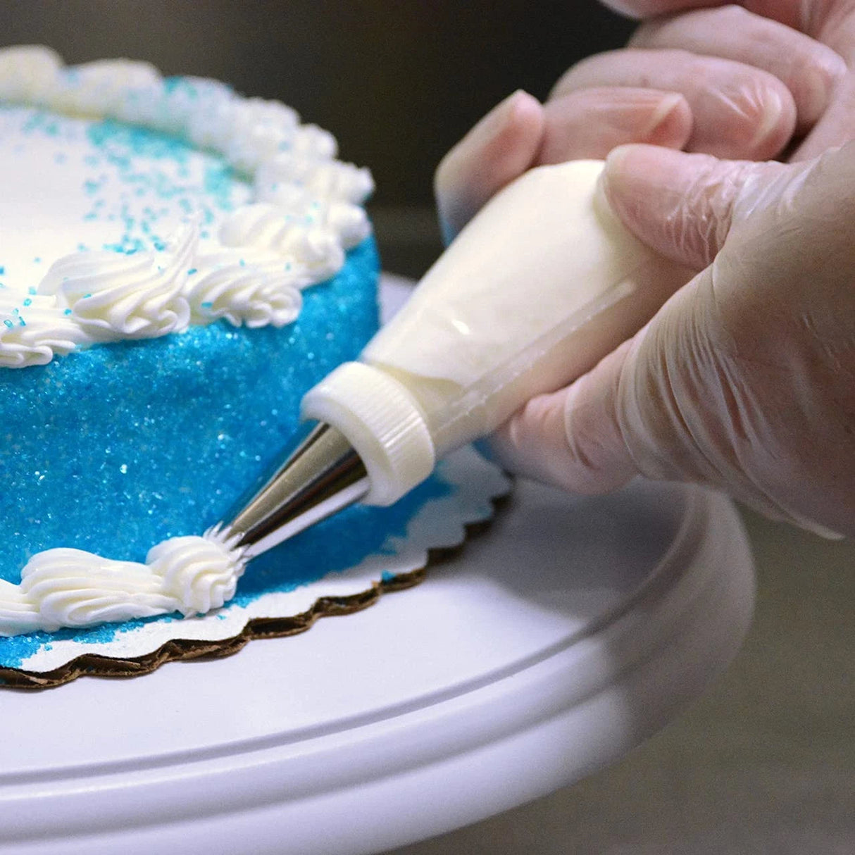 18" Piping Disposable Pastry Bag with Dispenser - Roll of 100 - #IT115436 DayMark Safety Systems